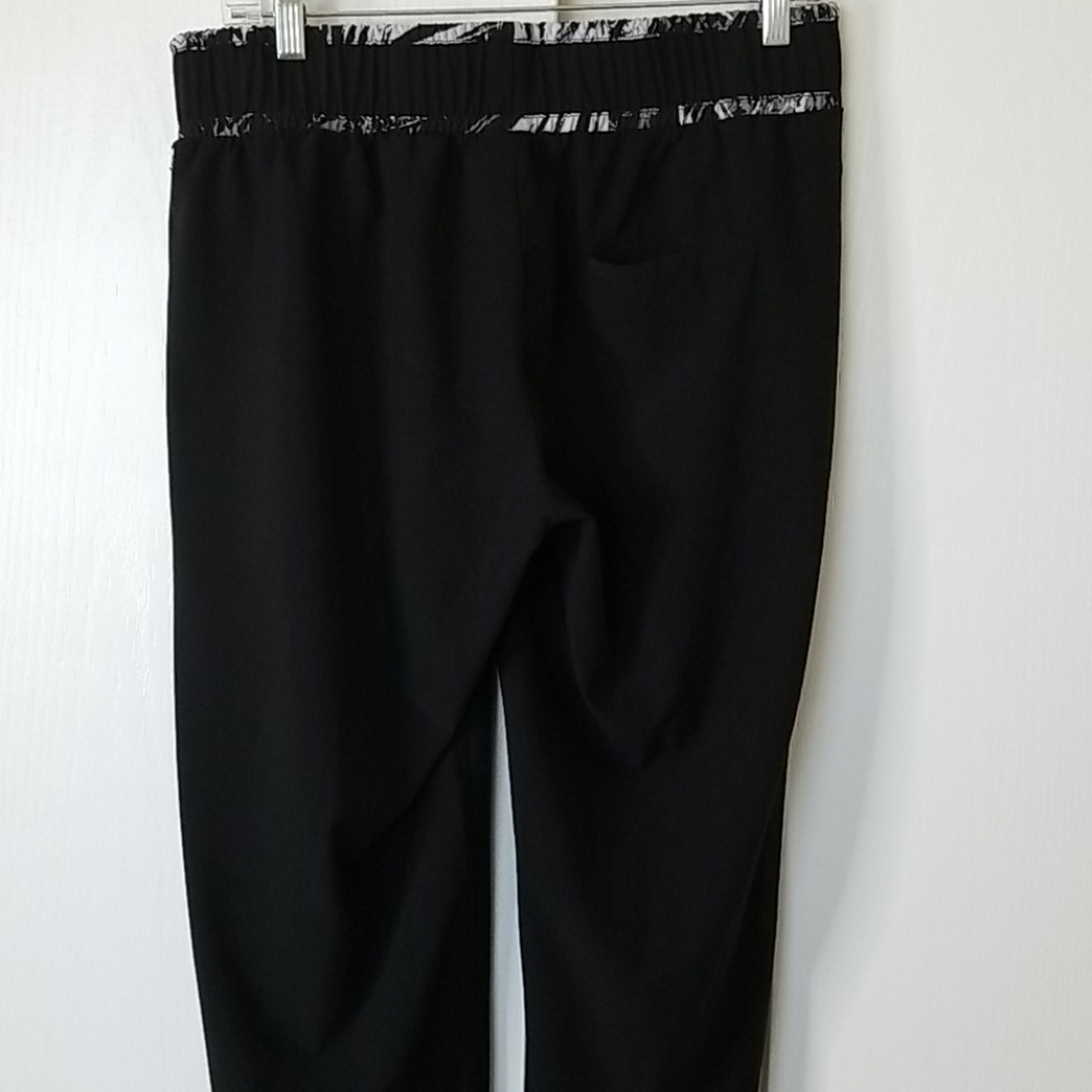 Fabletics Jogger Pants - image 5